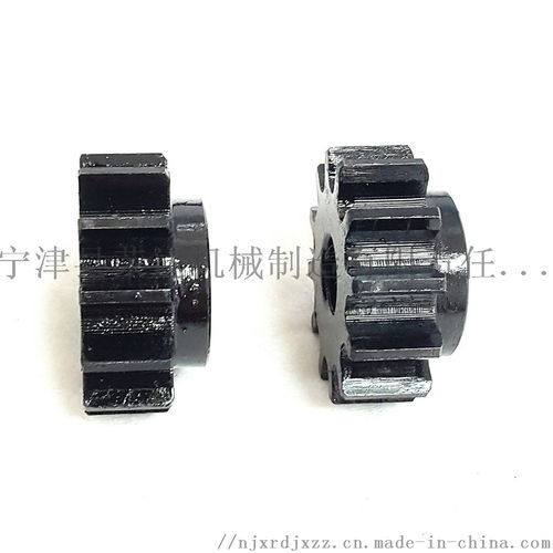 毛紡廠中無聲齒形鏈條與絲網輸送帶的應用與優勢